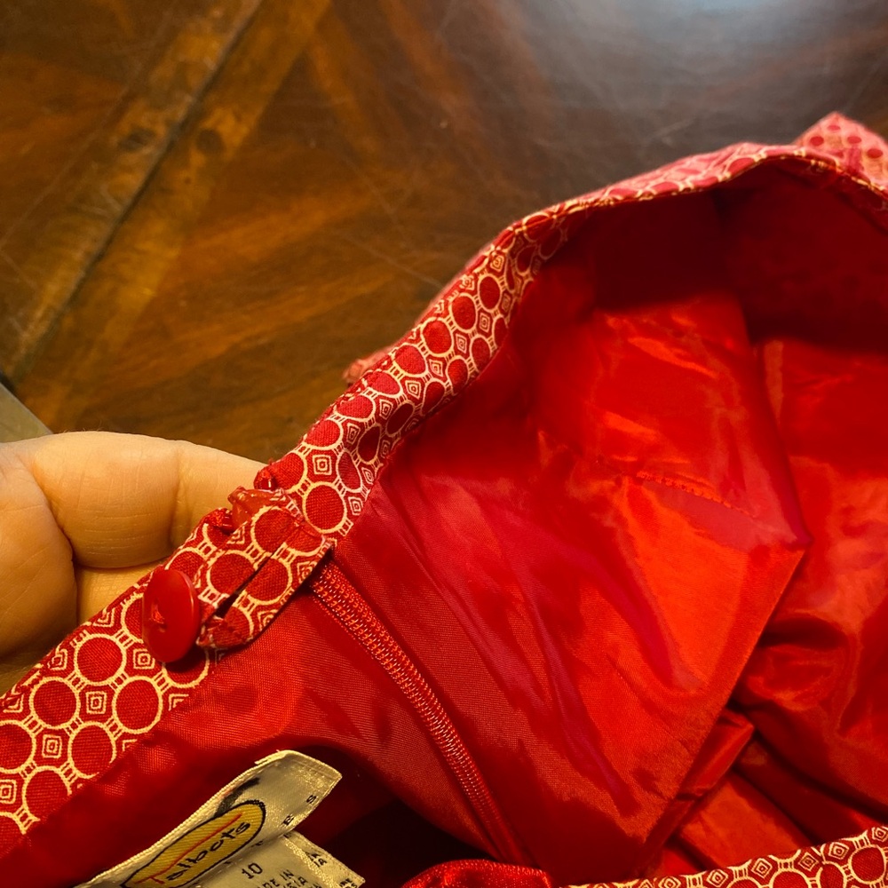 Talbots Red Geometric Capris - Picture 4 of 4